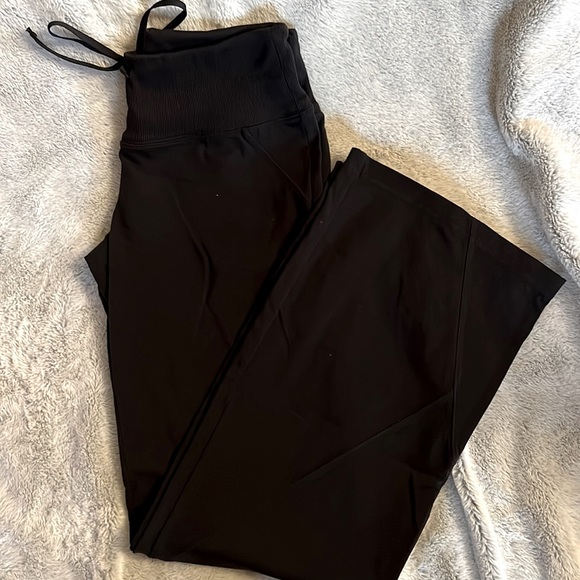2 pairs APT. 9 lounge pants - Picture 6 of 10